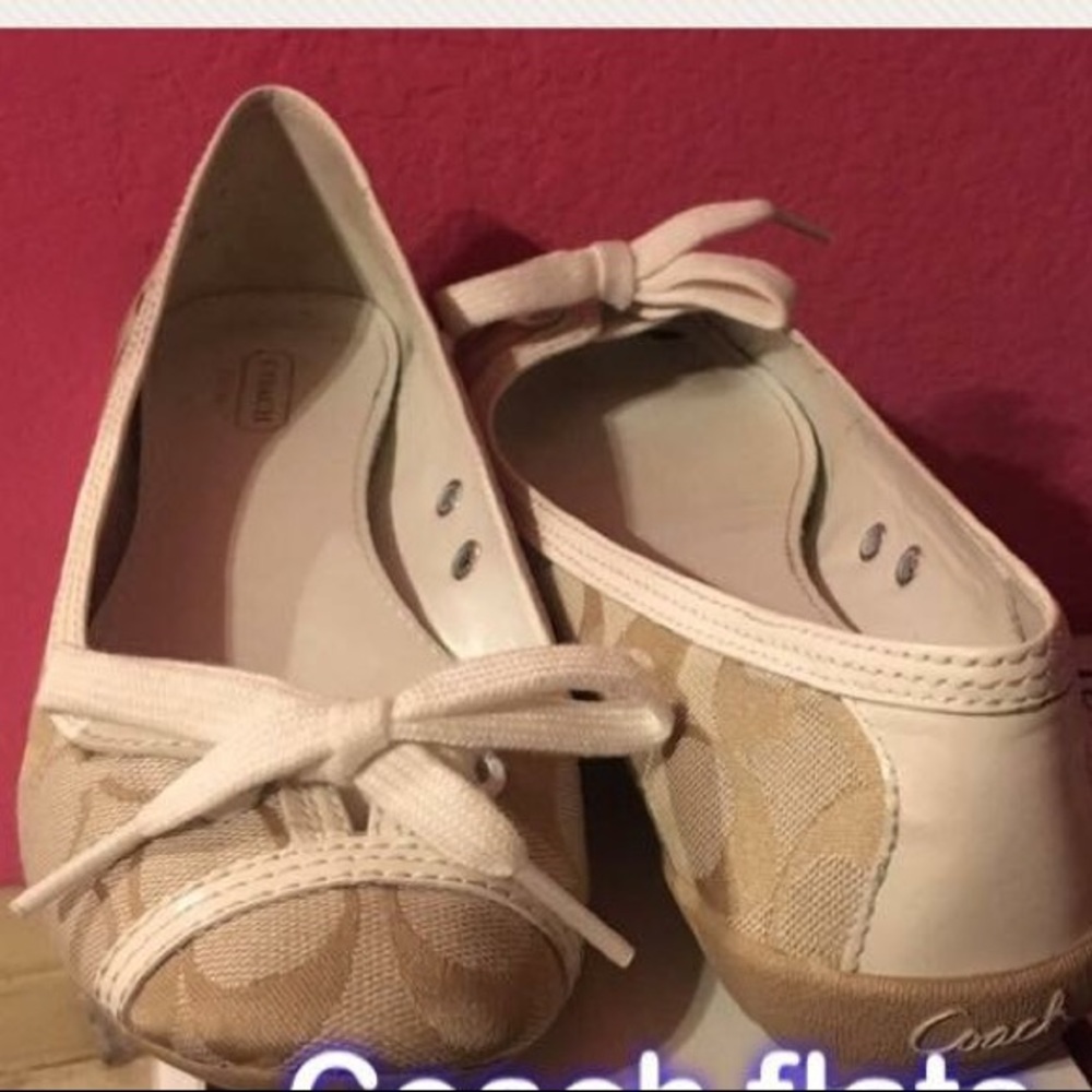 Coach flats